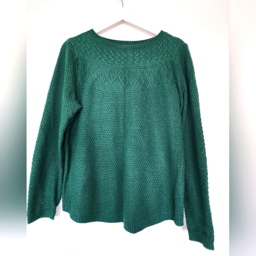 Women's sweater